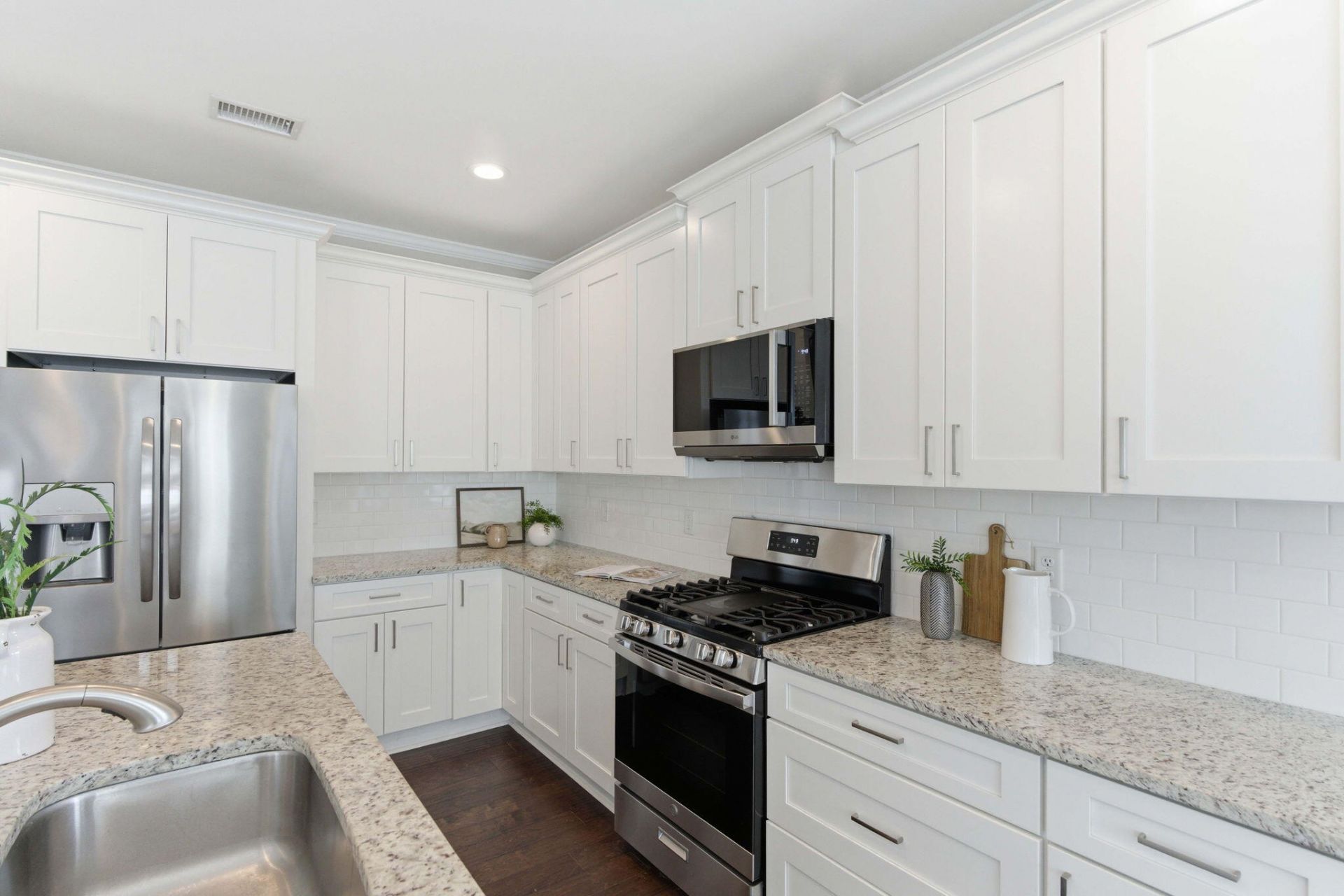 1698 Sparkleberry Lane Photo 23