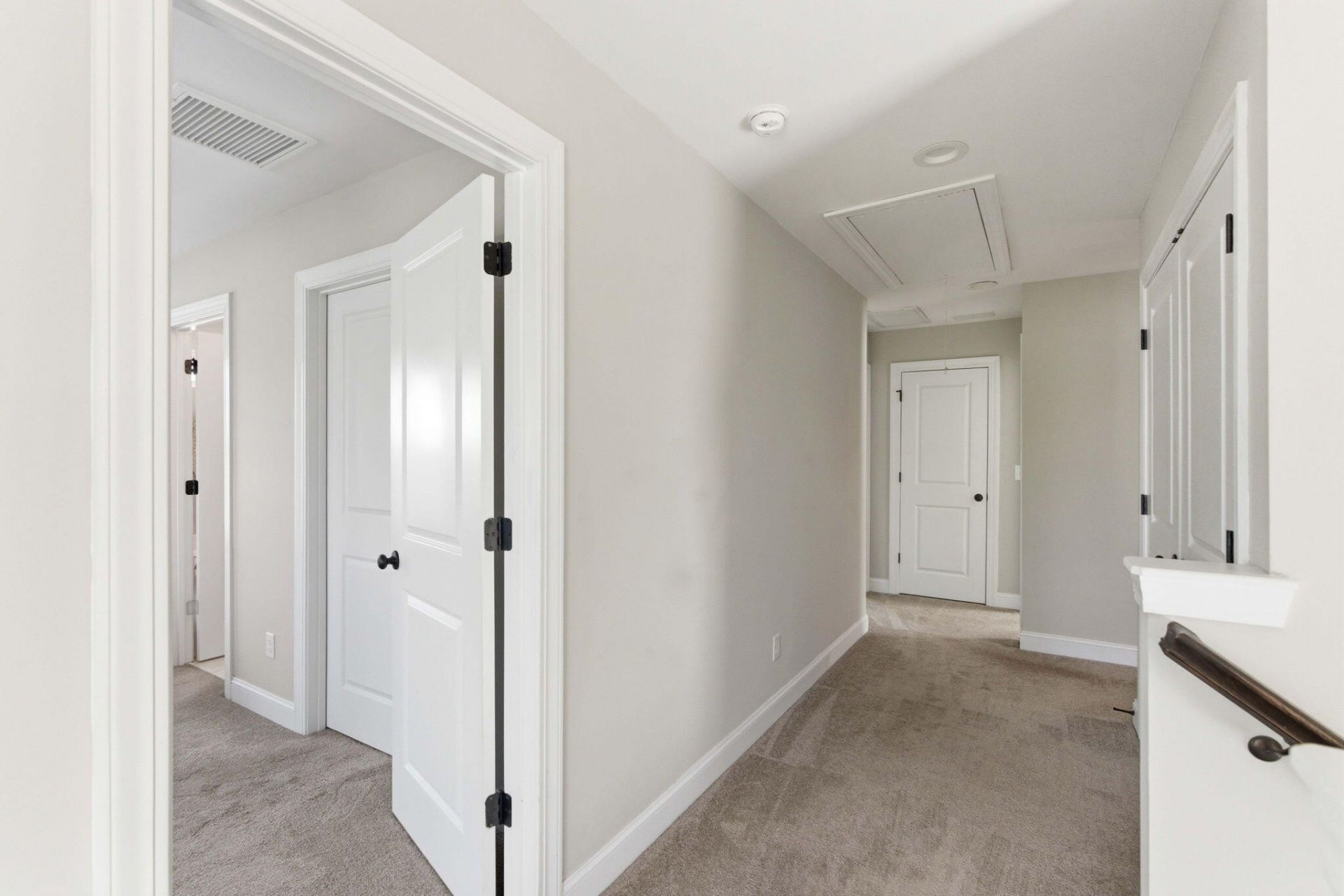 1698 Sparkleberry Lane Photo 24