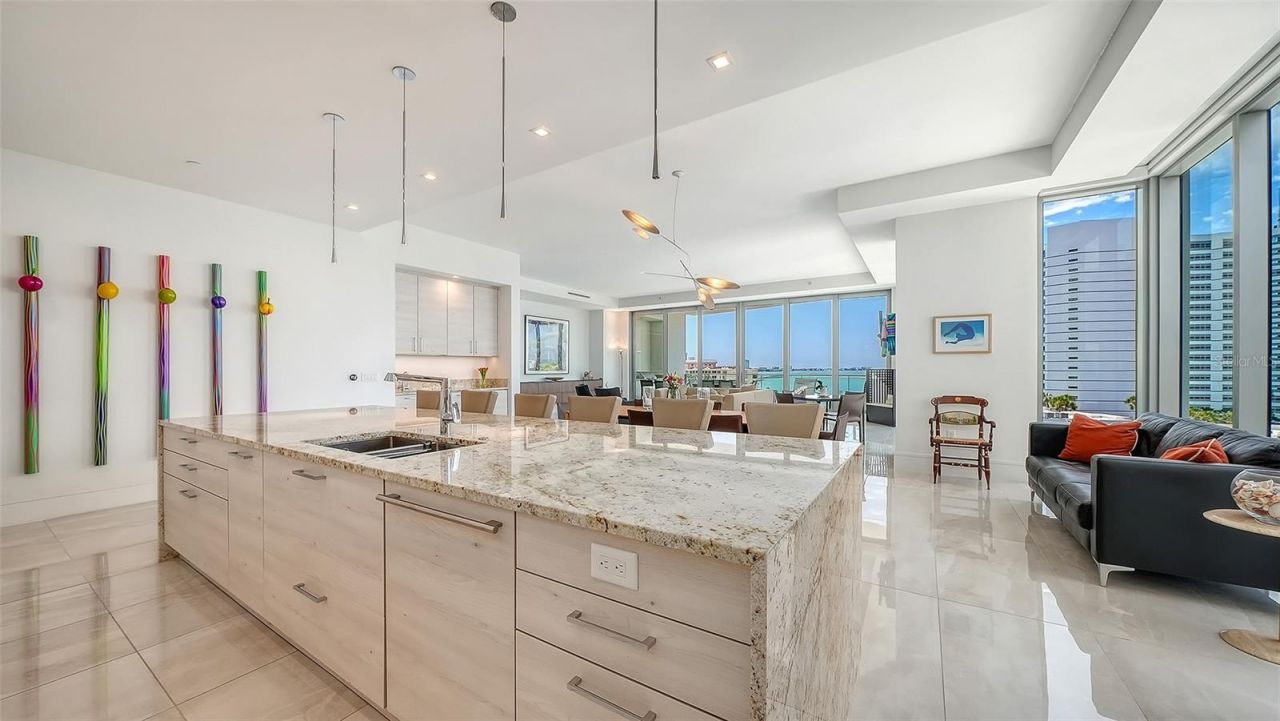 401 Quay Commons, Unit 505, Sarasota, FL 34236 Photo