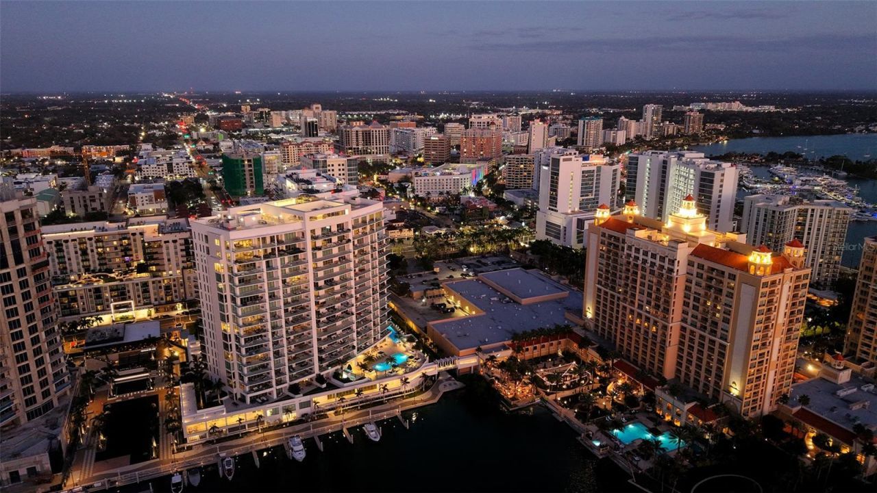401 Quay Commons, Unit 505, Sarasota, FL 34236 Photo