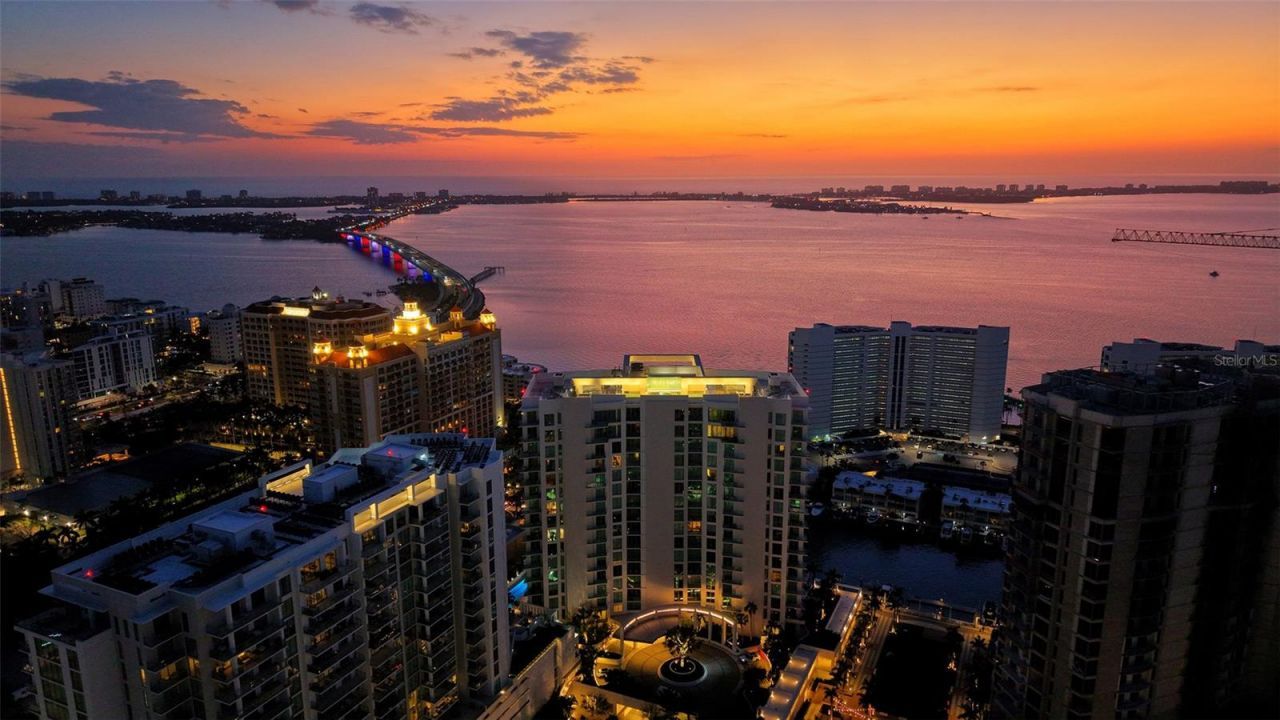 401 Quay Commons, Unit 505, Sarasota, FL 34236 Photo
