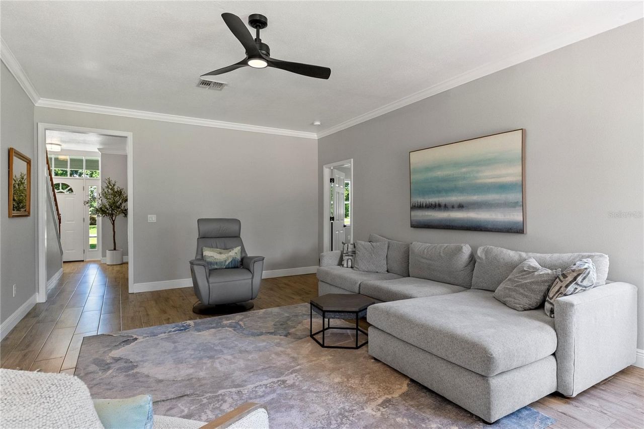 761 N Belfast Place , Chuluota, FL 32766 Photo