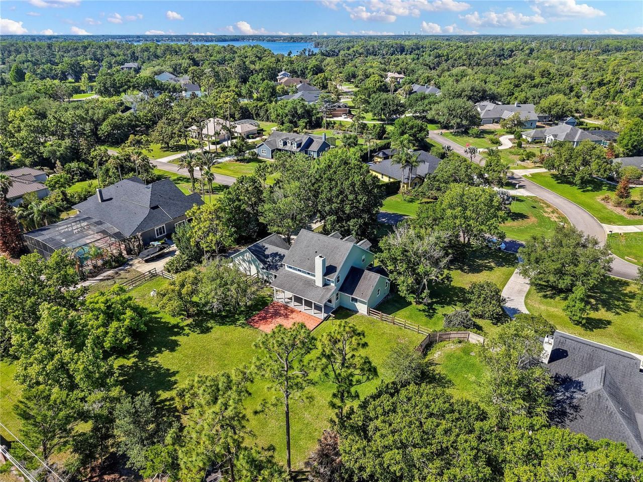 761 N Belfast Place , Chuluota, FL 32766 Photo