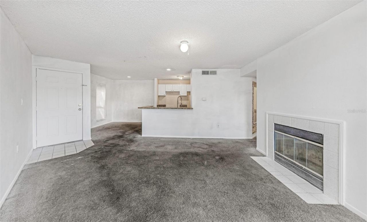 115 112th Avenue Ne, Unit 703, Saint Petersburg, FL 33716 Photo