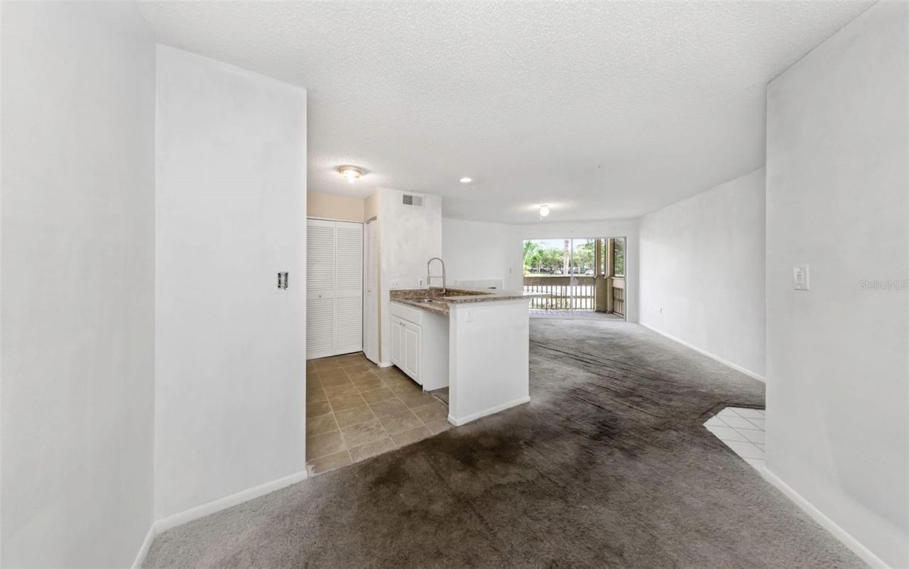 115 112th Avenue Ne, Unit 703, Saint Petersburg, FL 33716 Photo