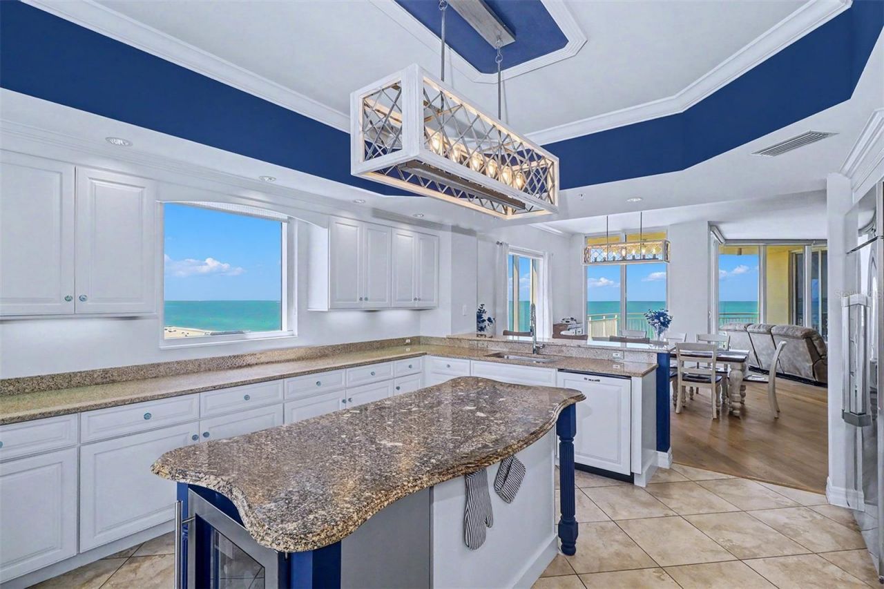 15208 Gulf Boulevard, Unit 601, Madeira Beach, FL 33708 Photo