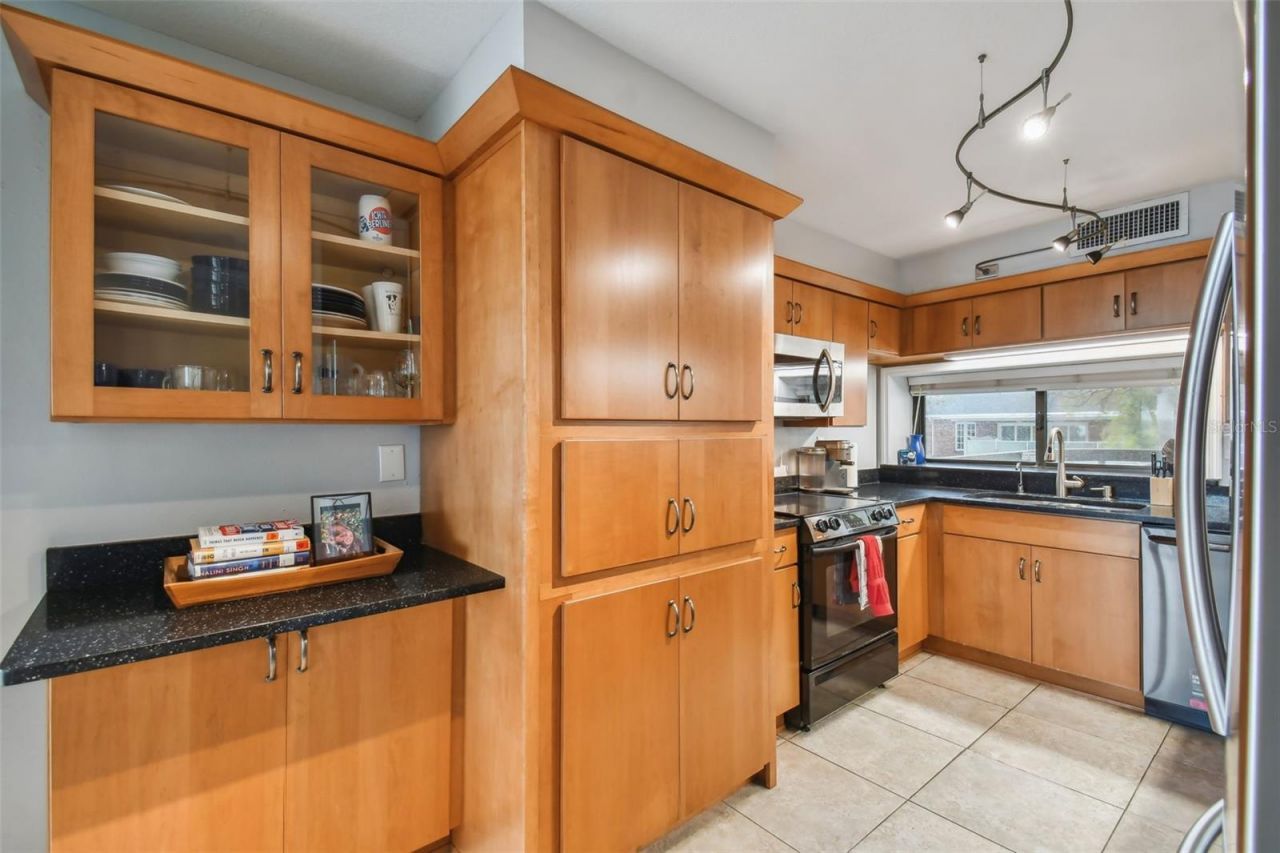 2413 Bayshore Boulevard, Unit 202, Tampa, FL 33629 Photo
