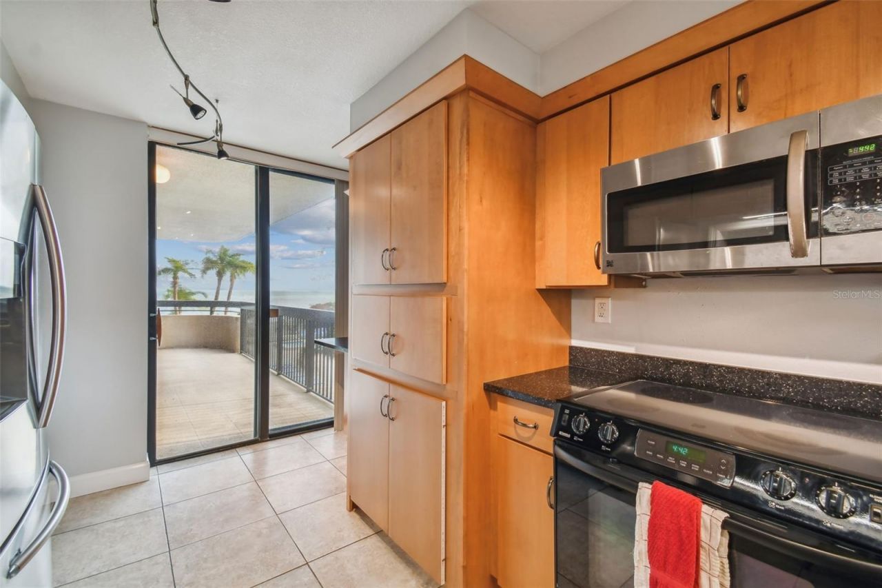 2413 Bayshore Boulevard, Unit 202, Tampa, FL 33629 Photo