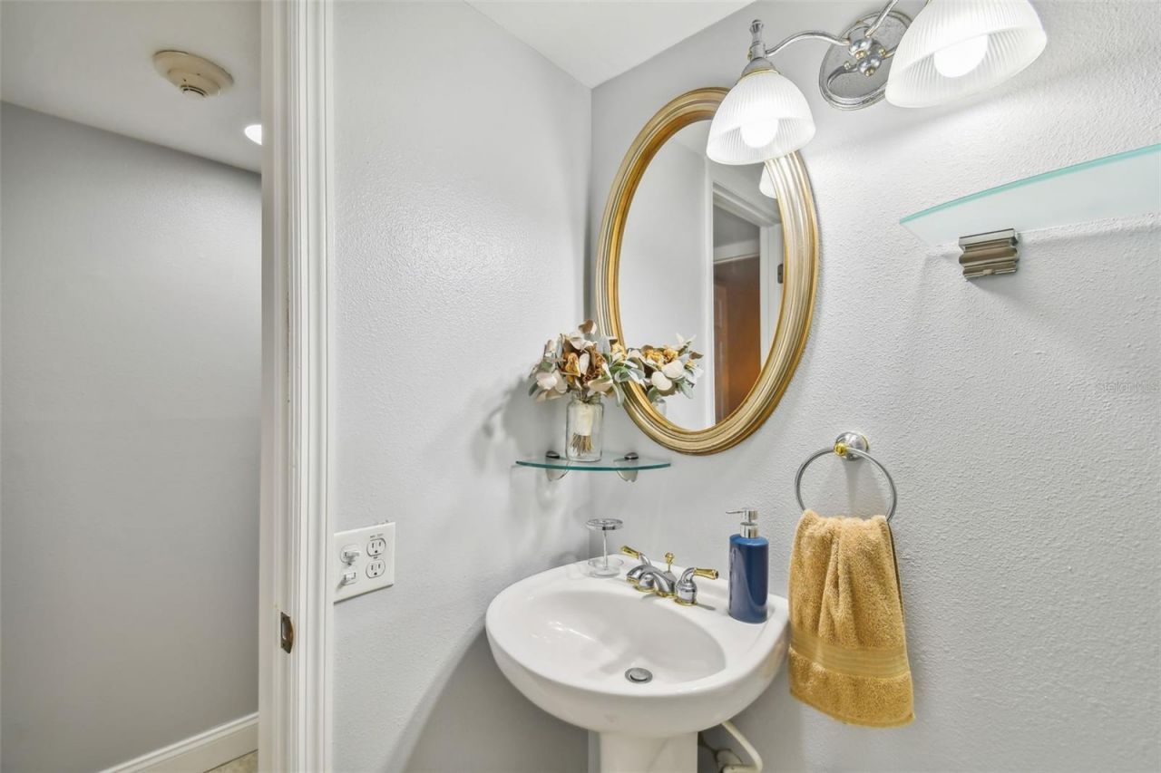 2413 Bayshore Boulevard, Unit 202, Tampa, FL 33629 Photo