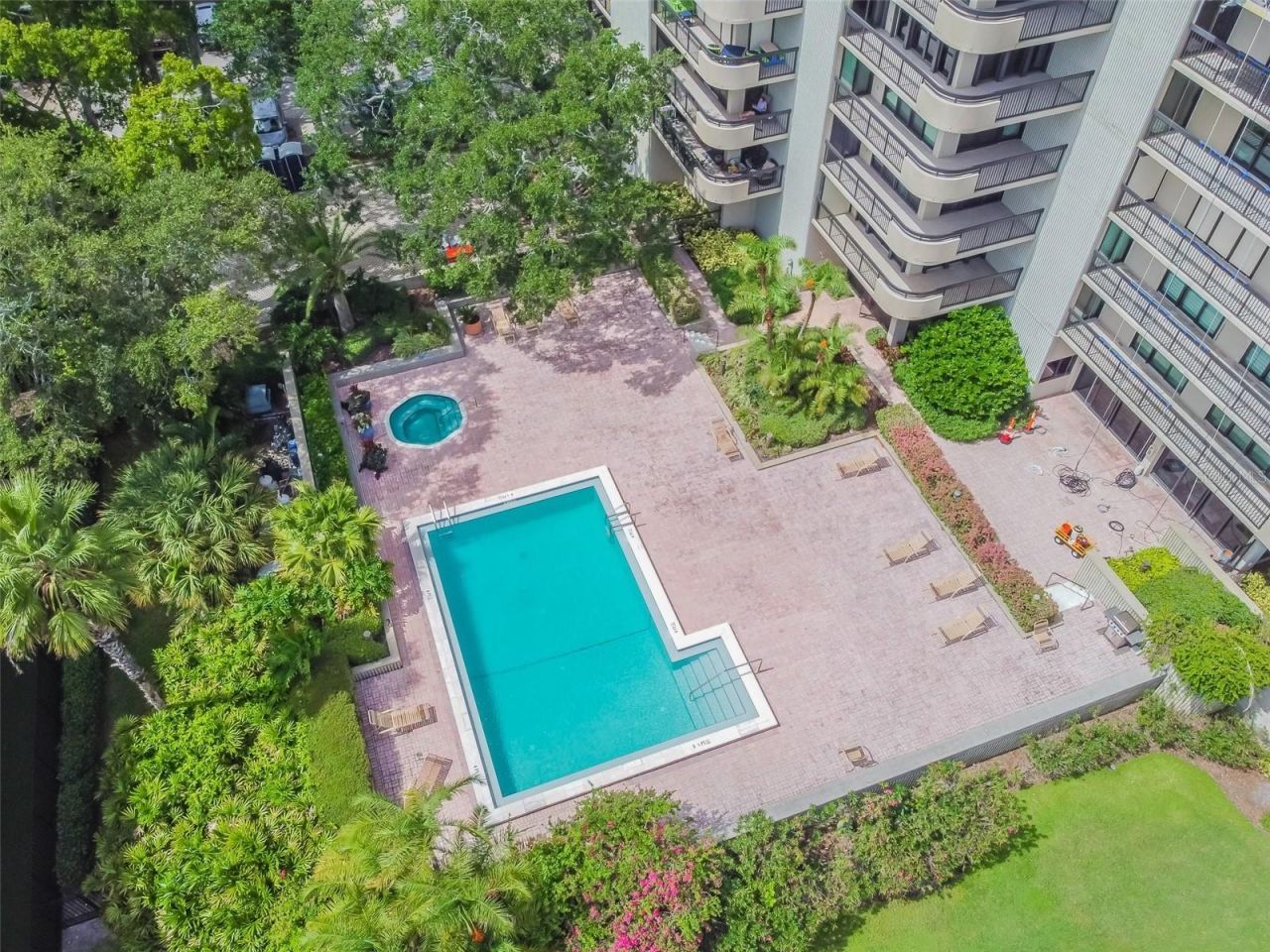 2413 Bayshore Boulevard, Unit 202, Tampa, FL 33629 Photo