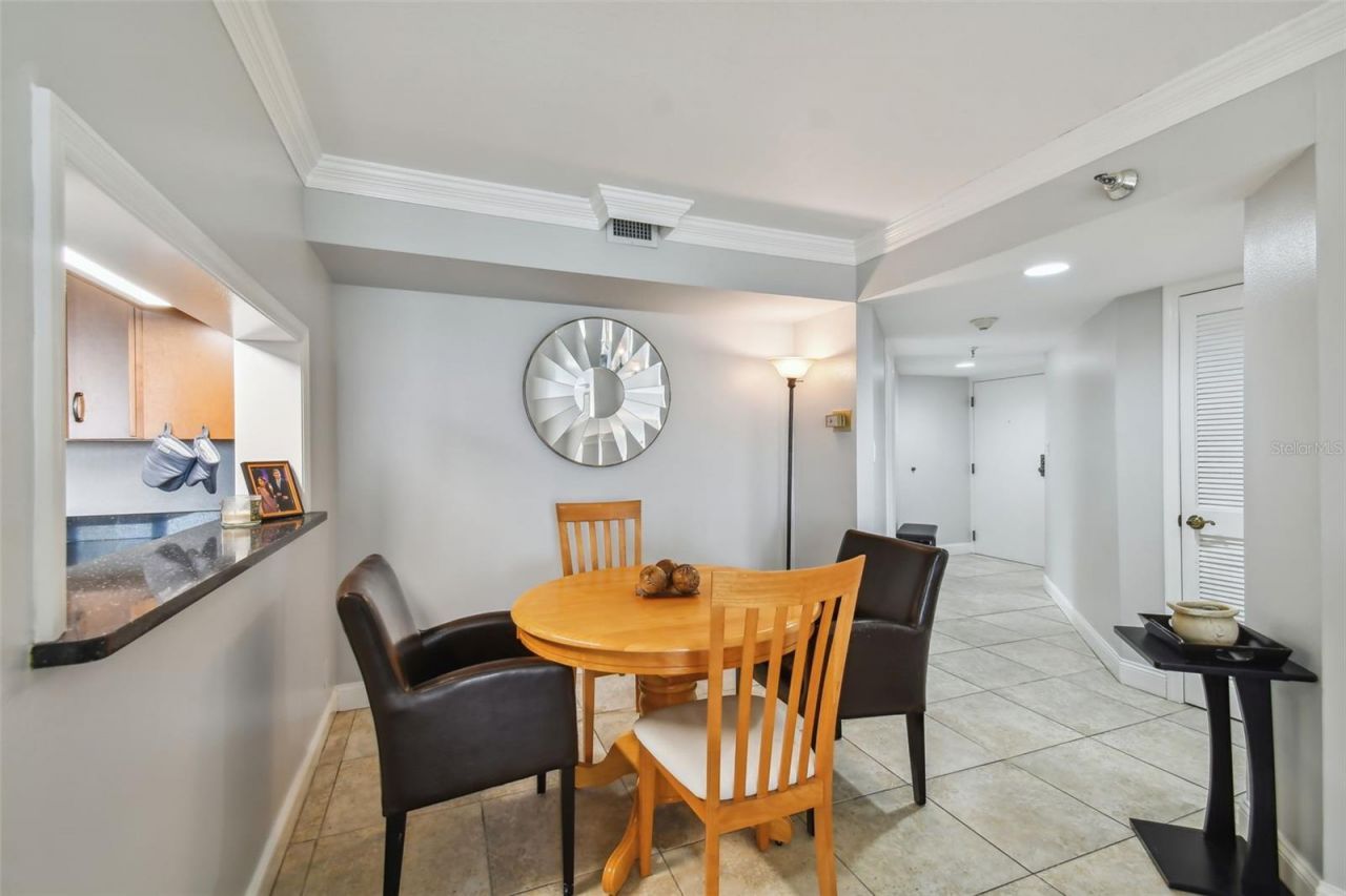 2413 Bayshore Boulevard, Unit 202, Tampa, FL 33629 Photo