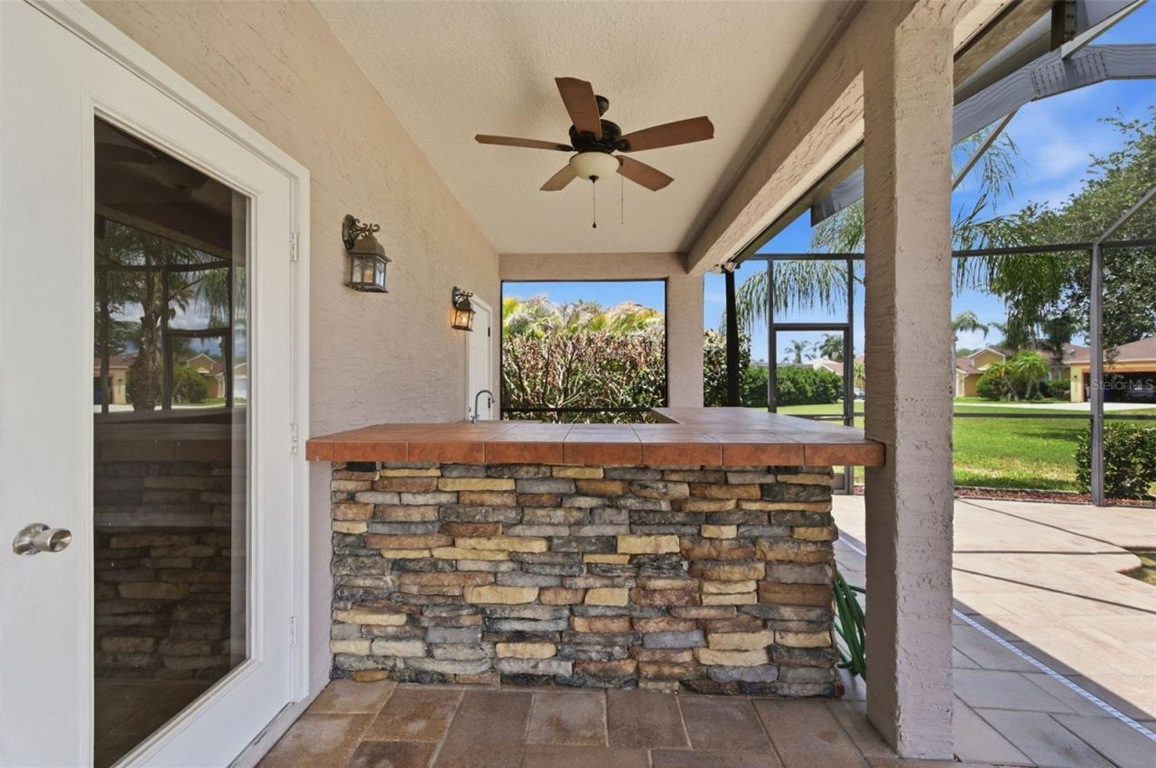 1623 Crossvine Court, Trinity, FL 34655 Photo