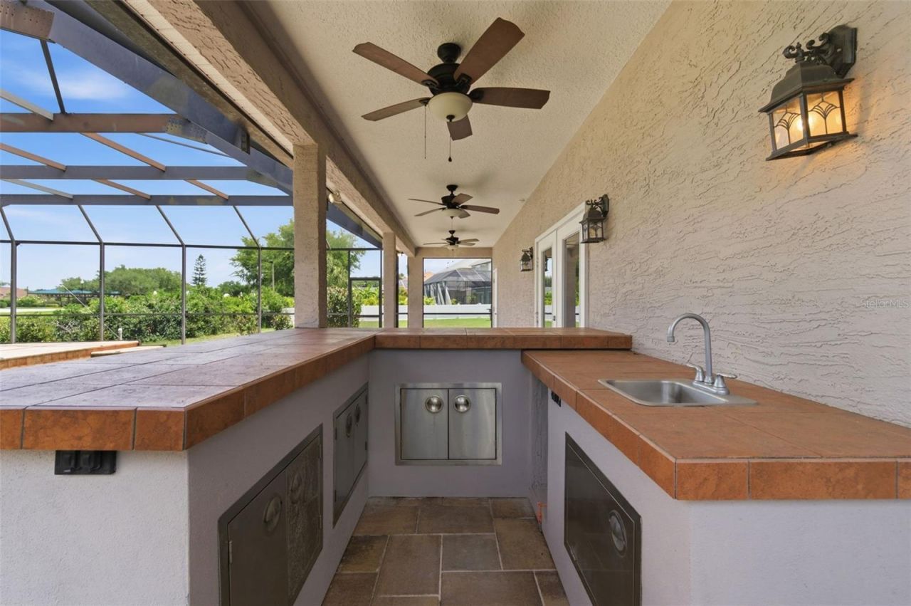 1623 Crossvine Court, Trinity, FL 34655 Photo