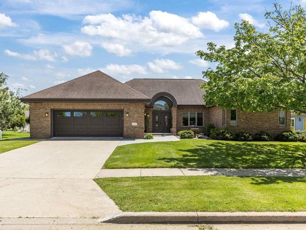 1782 RIVER MILL ROAD, Oshkosh, WI 54901