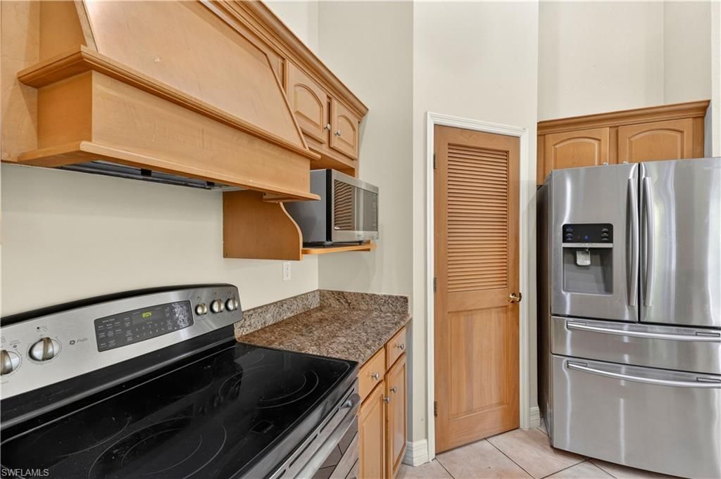 7930 Sandel Wood Cir W, Fort Myers, FL 33908 Photo