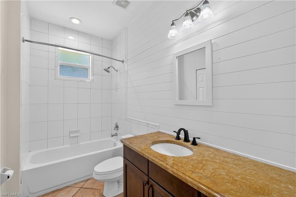 7930 Sandel Wood Cir W, Fort Myers, FL 33908 Photo