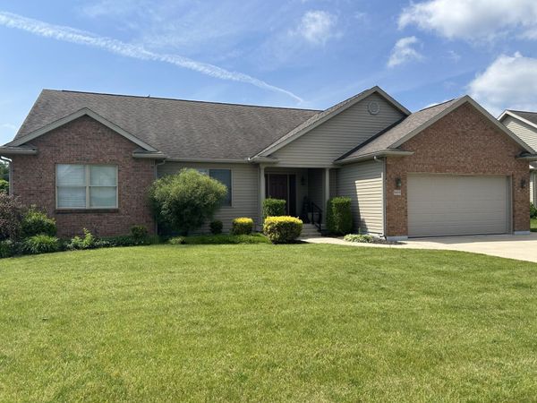 909 Stoneybrook Drive, Saint Marys, OH 45885