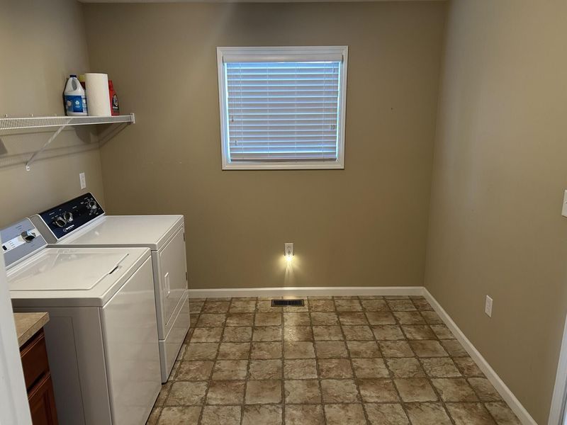 909 Stoneybrook Drive, Saint Marys, OH 45885 Photo 30