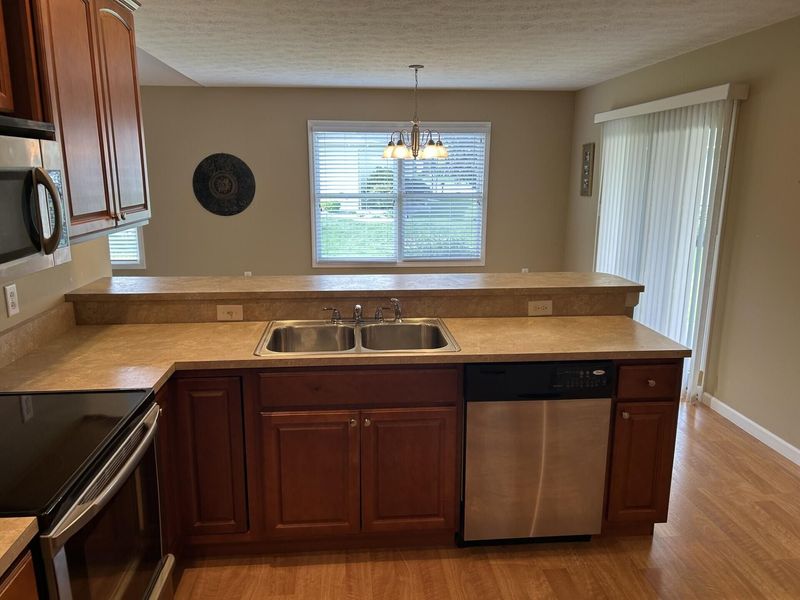 909 Stoneybrook Drive, Saint Marys, OH 45885 Photo 7