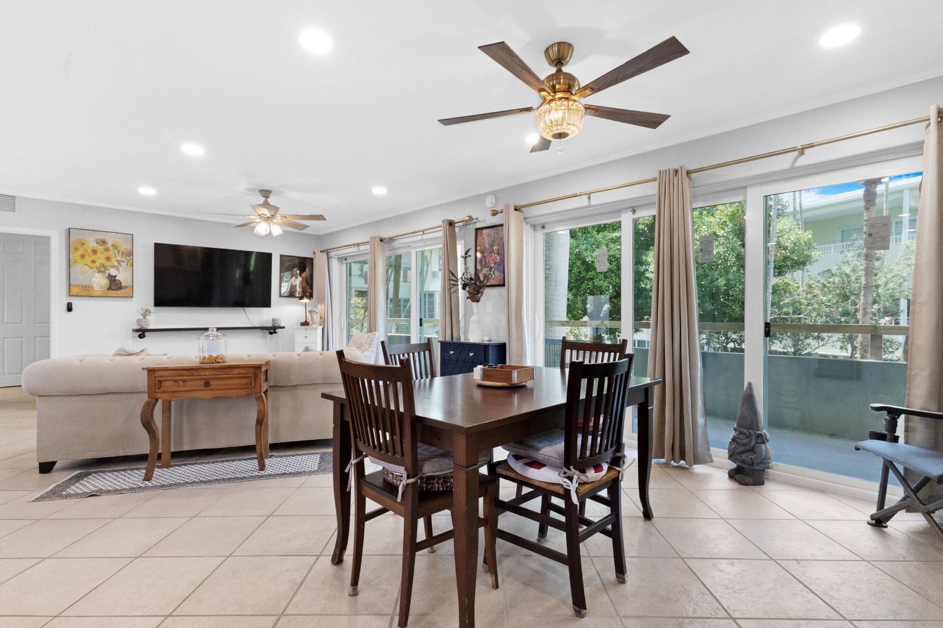 1000 SE 4th Street, Unit 209-210, Fort Lauderdale, FL 33301 Photo