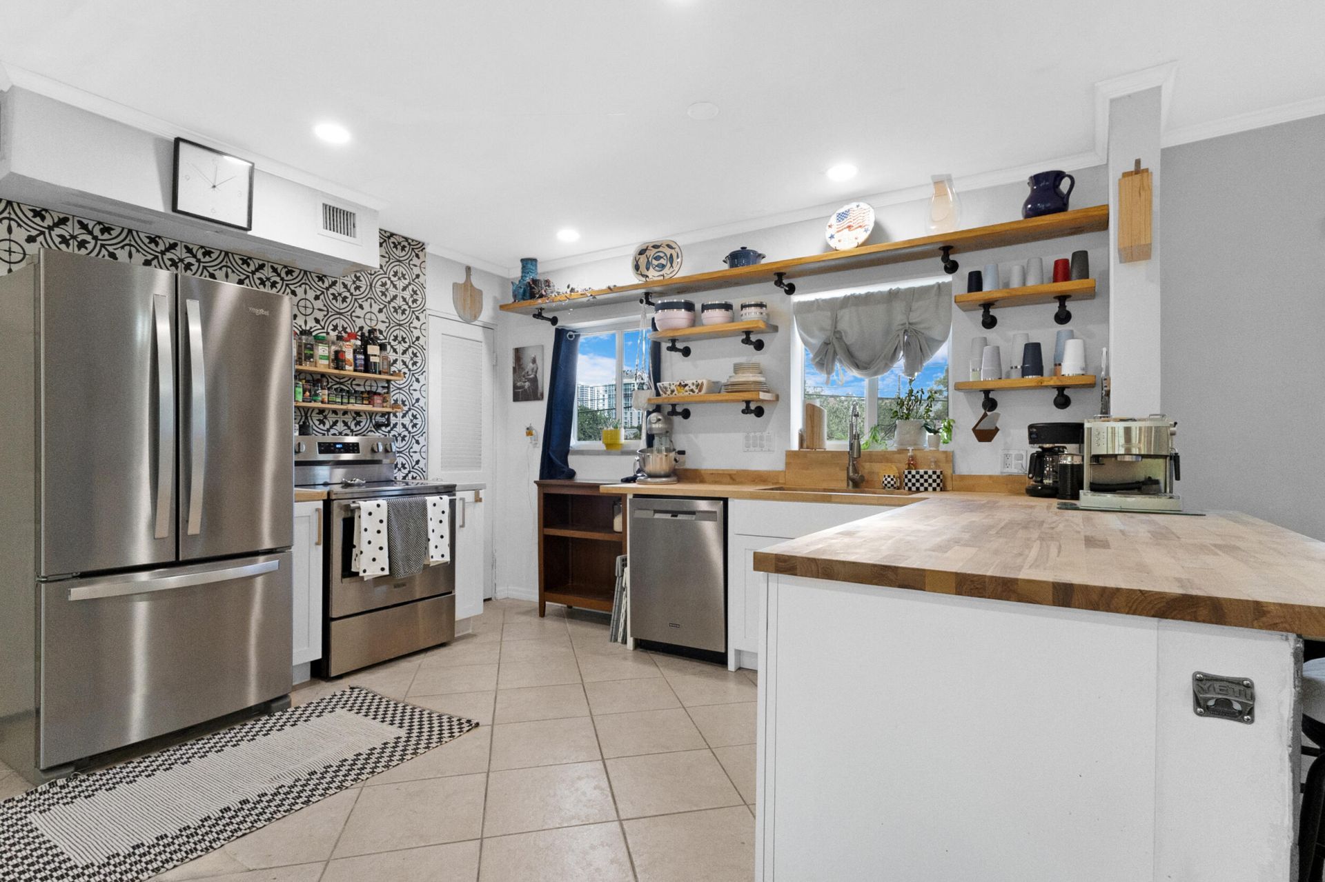 1000 SE 4th Street, Unit 209-210, Fort Lauderdale, FL 33301 Photo