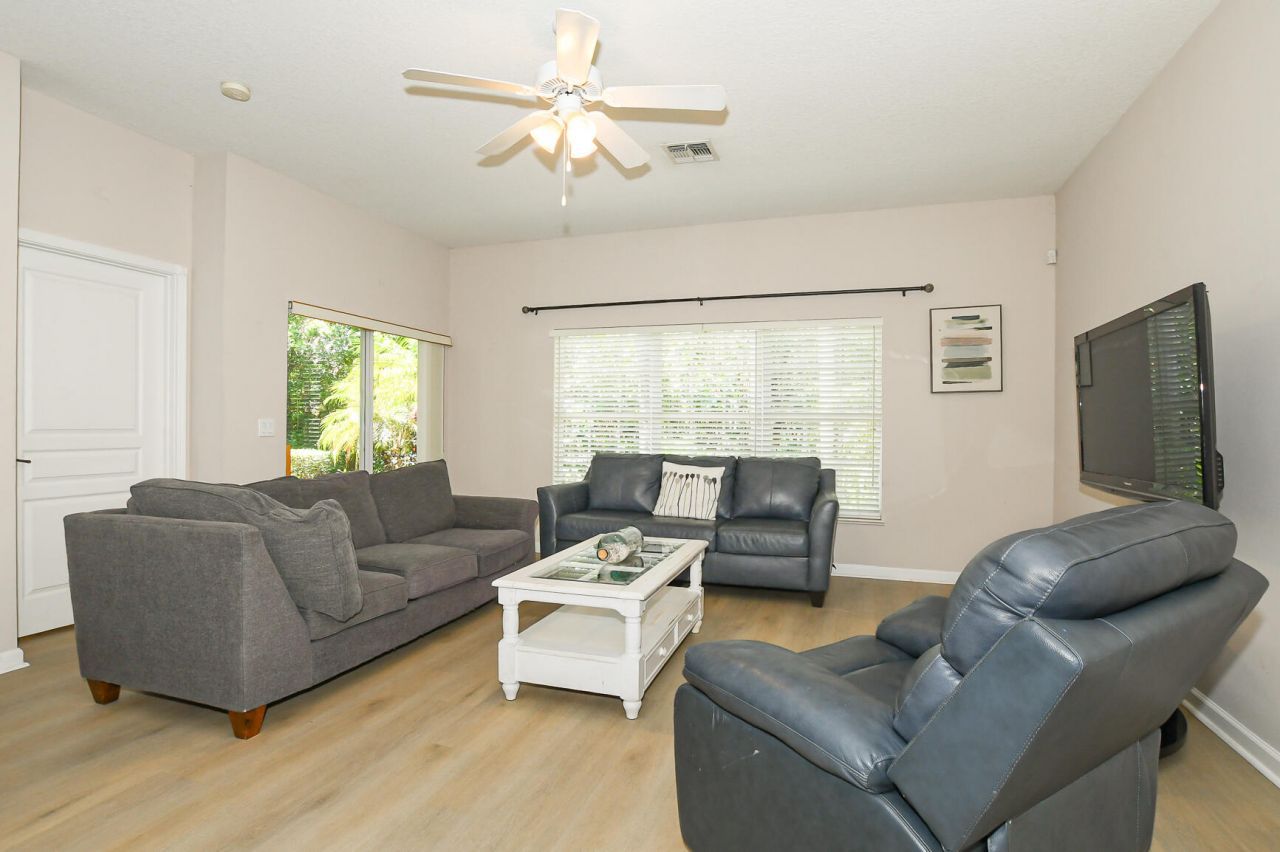 649 NE Bent Paddle Lane, Port Saint Lucie, FL 34983 Photo