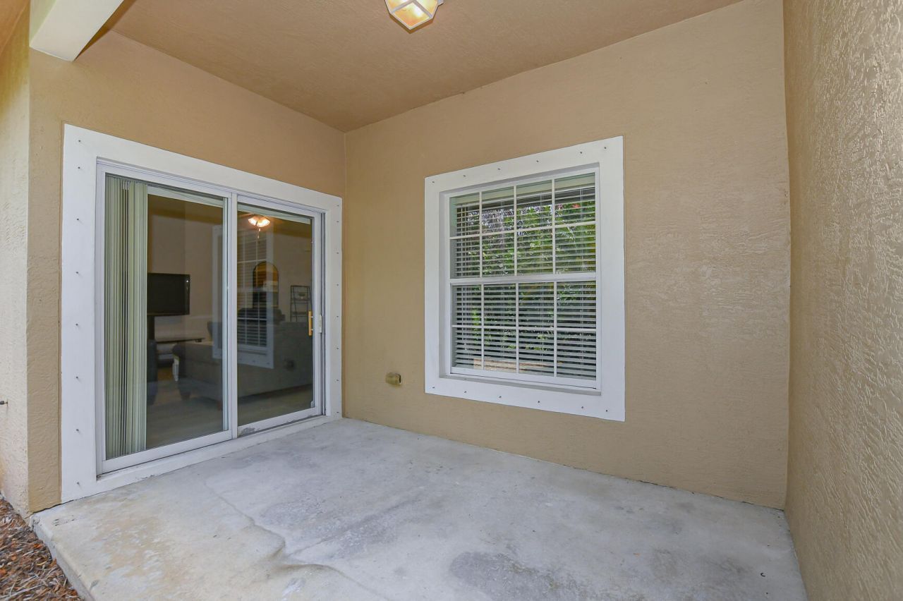 649 NE Bent Paddle Lane, Port Saint Lucie, FL 34983 Photo