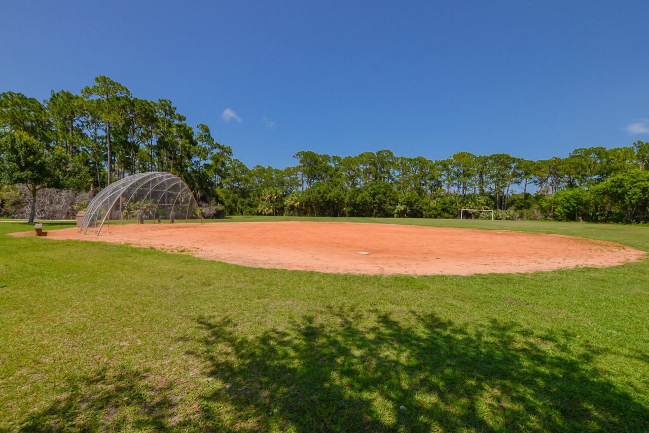 649 NE Bent Paddle Lane, Port Saint Lucie, FL 34983 Photo