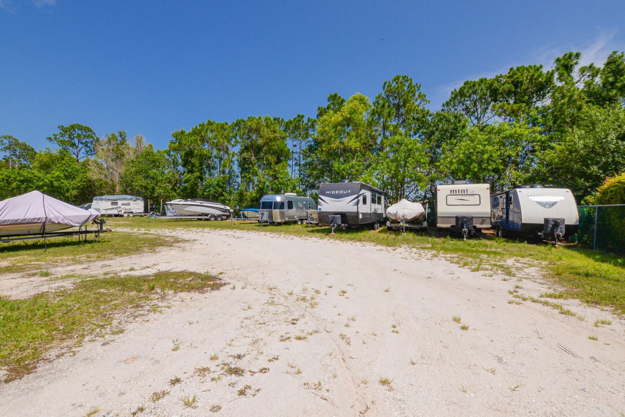 649 NE Bent Paddle Lane, Port Saint Lucie, FL 34983 Photo