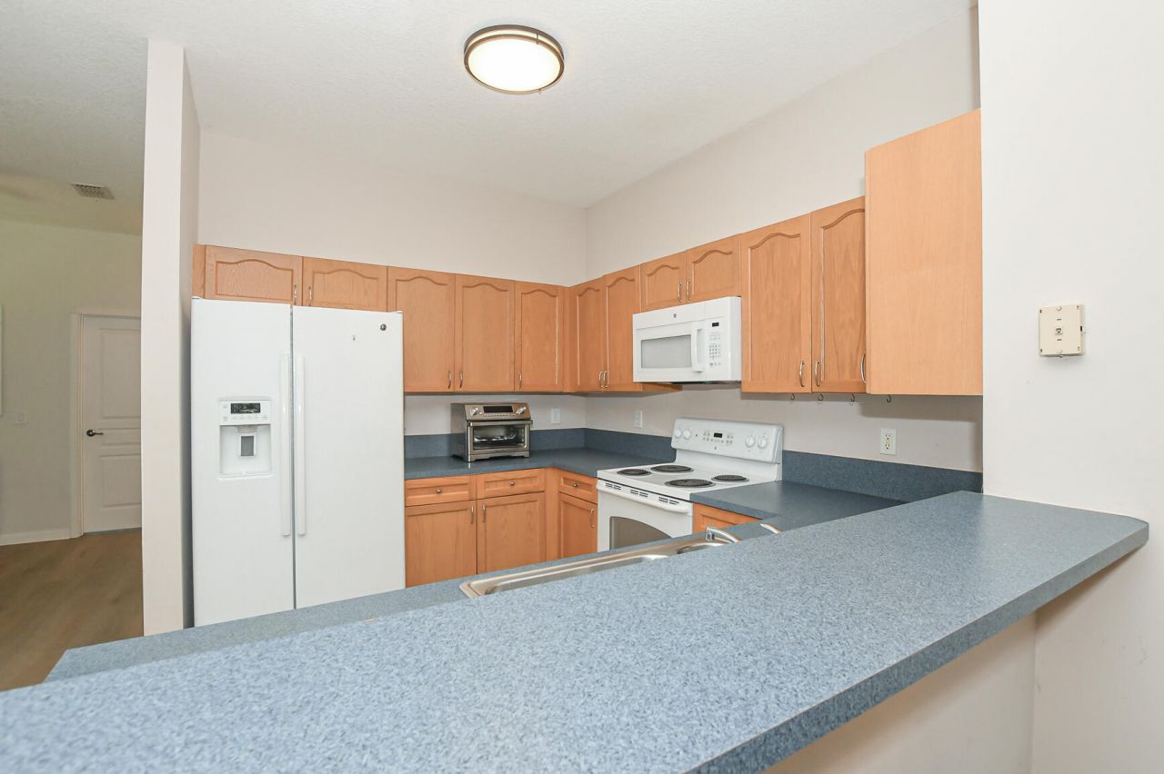 649 NE Bent Paddle Lane, Port Saint Lucie, FL 34983 Photo
