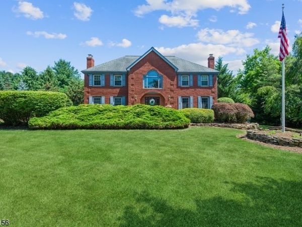200 Raritan Ln, Readington, NJ 08889