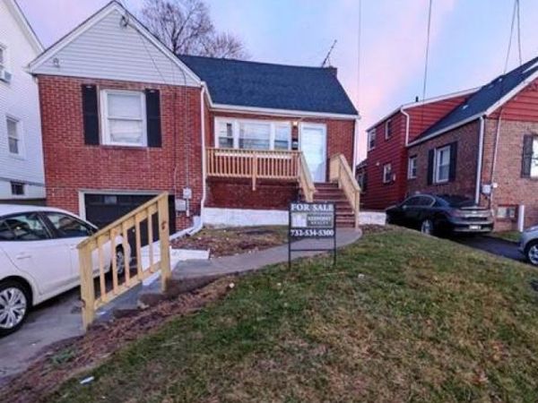 1584 Walker Ave, Union, NJ 07083
