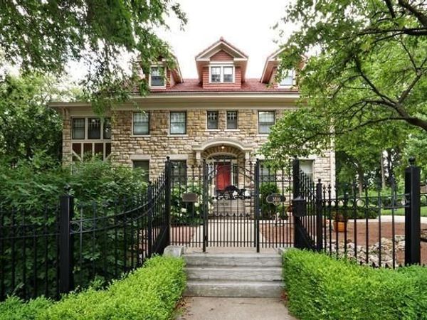 3816 Locust Street, Kansas City, MO 64109