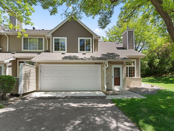 18231 Warbler Lane, Eden Prairie, MN 55346