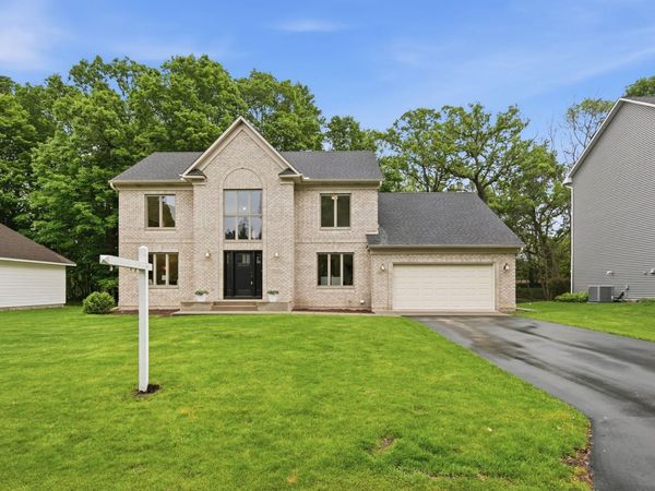 2037 Boulder Road, Chanhassen, MN 55317