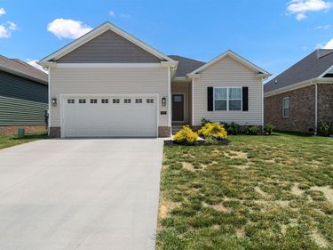937 McIntyre Street , Bowling Green, KY 42101