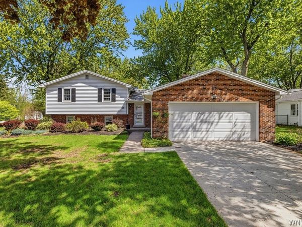 609 Morgan Drive, Lewiston, NY 14092