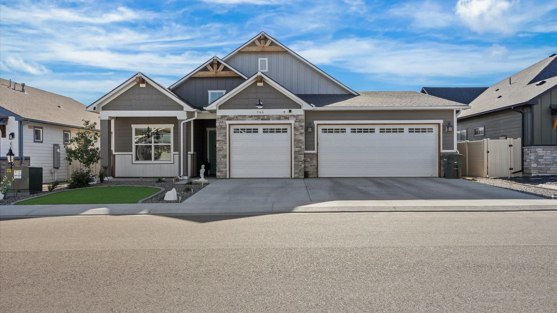 795 Spur Cross Way  Grand Junction, CO 81505
