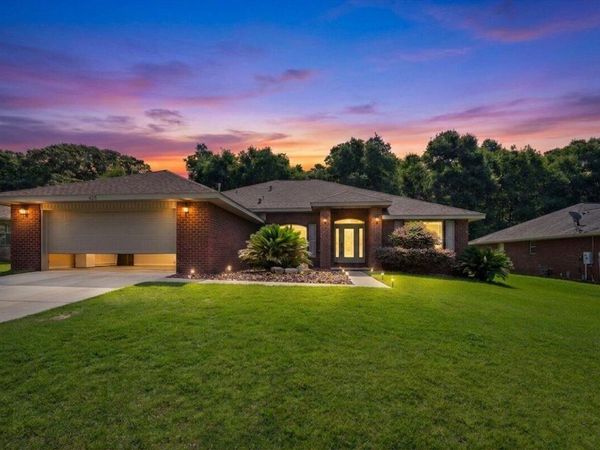 425 Tree Swallow Drive, Pensacola, FL 32503