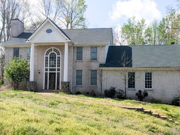 8692 Poplar Creek Rd , Nashville, TN 37221