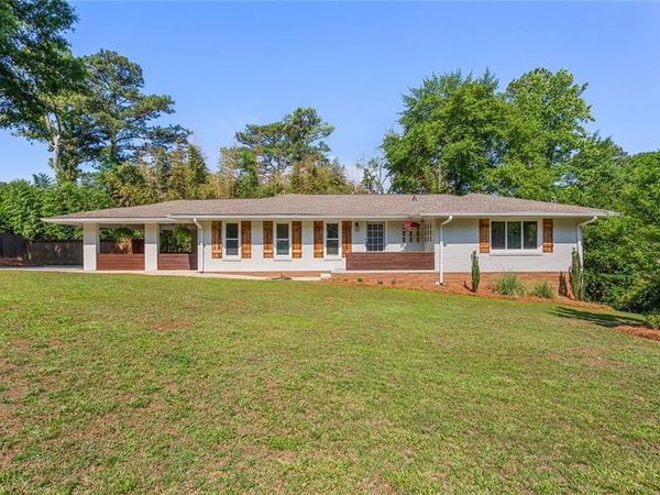 1613 Huntington Drive , Marietta, GA 30066