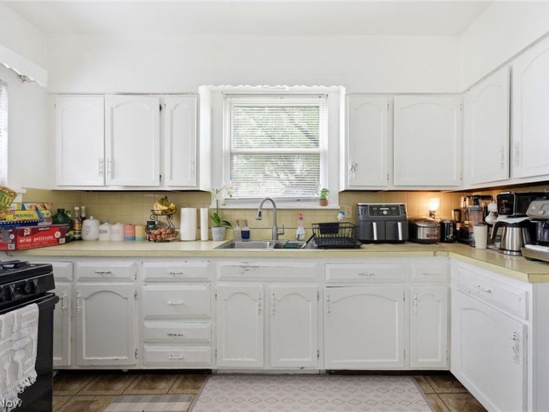 3497 W 129th Street, Cleveland, OH 44111 Photo 8