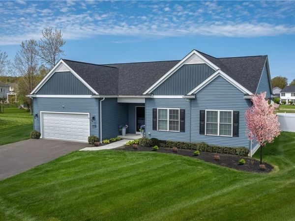 117 Sandywood Circle , Grand Island, NY 14072