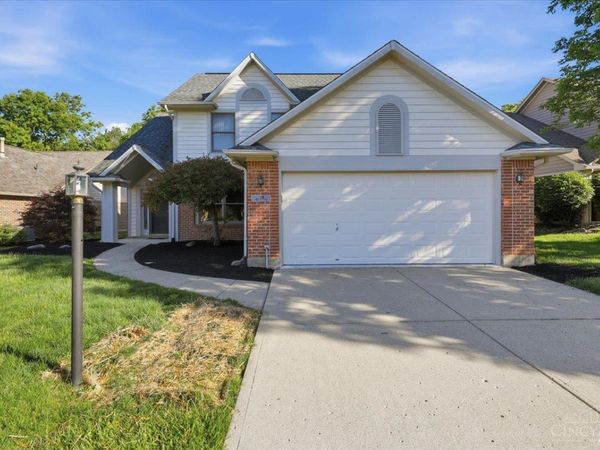 18 Hathaway Commons Drive, Lebanon, OH 45036