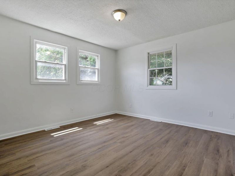 1910 Rosemont Avenue , Columbus, OH 43223 Photo 26