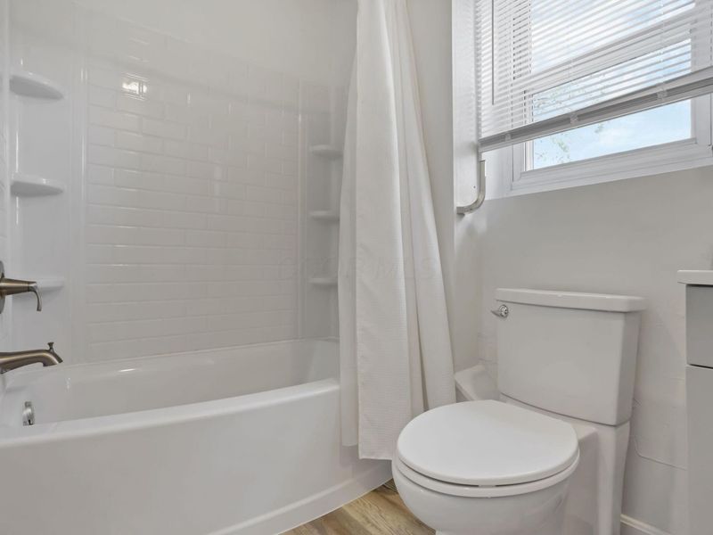 1910 Rosemont Avenue , Columbus, OH 43223 Photo 33