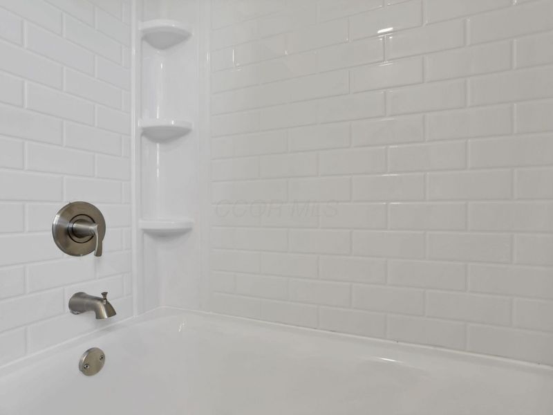 1910 Rosemont Avenue , Columbus, OH 43223 Photo 34