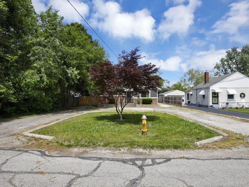 1910 Rosemont Avenue , Columbus, OH 43223 Photo 4