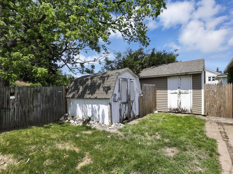 1910 Rosemont Avenue , Columbus, OH 43223 Photo 48