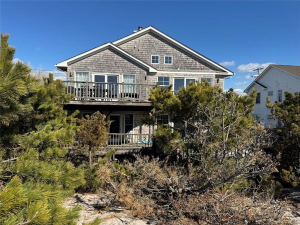 301 Lewis Walk , Cherry Grove, NY 11782